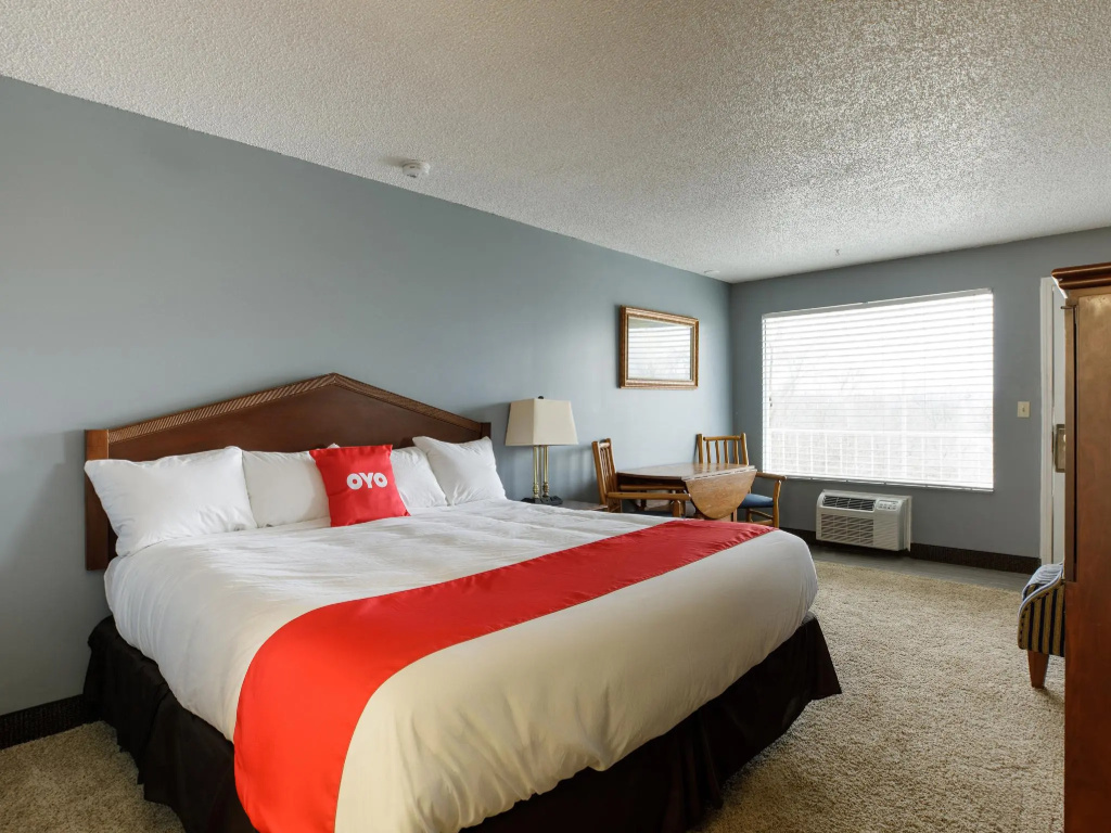Standard Double room (full double bed)