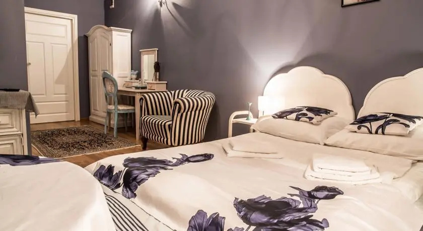 Hotel Napoleon — 4