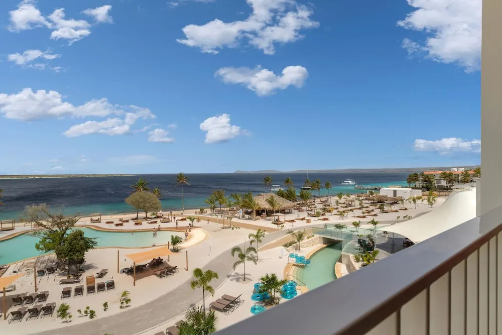 Beach & Waterfront