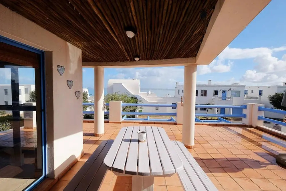 Charis to Theo - Relax in Style at This 3-bedroomed Langebaan Holiday House