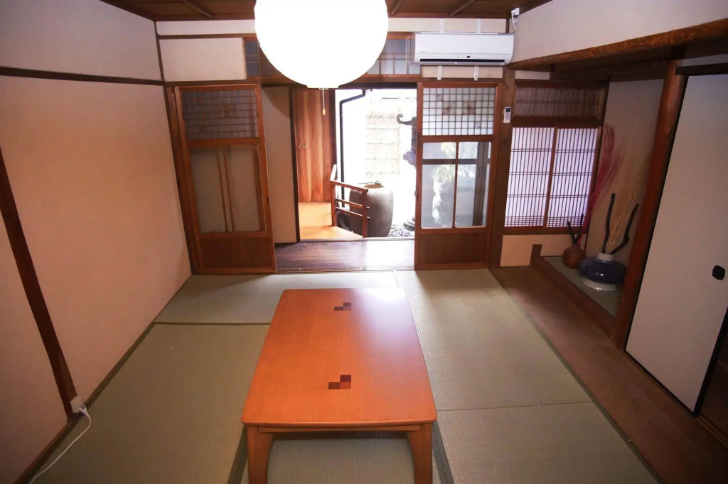 image url