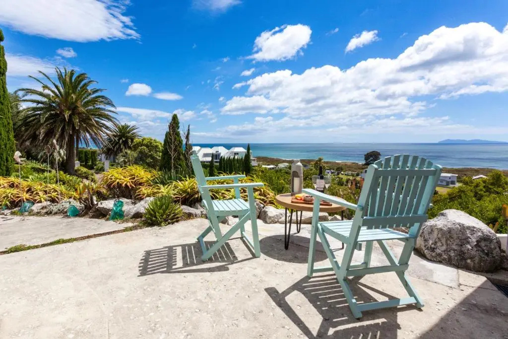 Naxos - Med style castle, ocean views from every room!