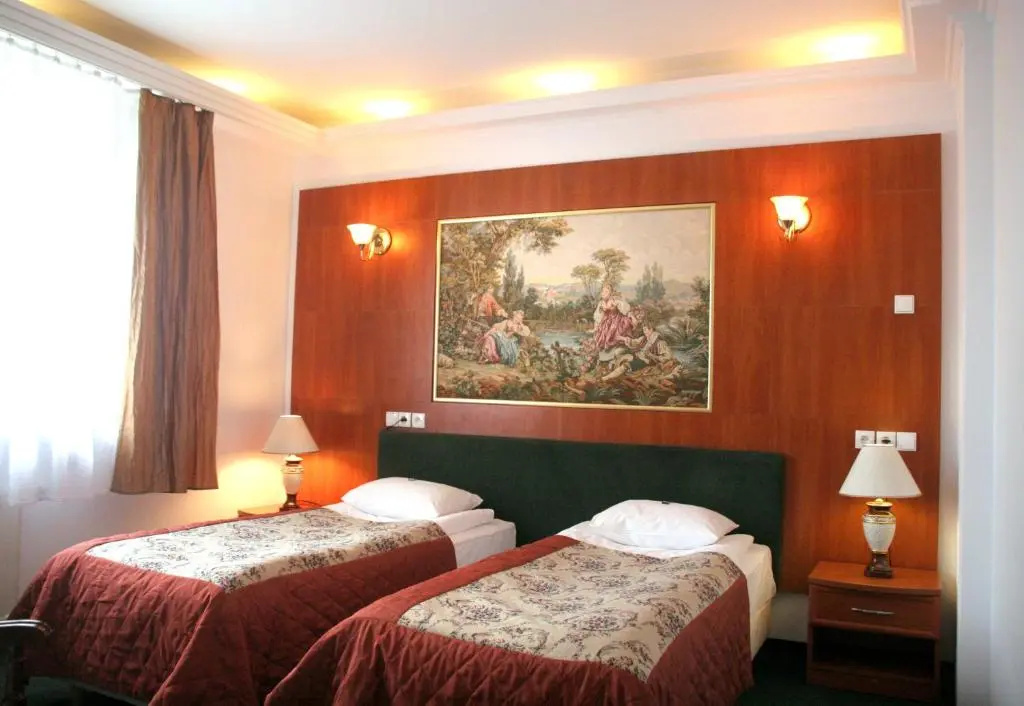 Standard Double room (twin beds)