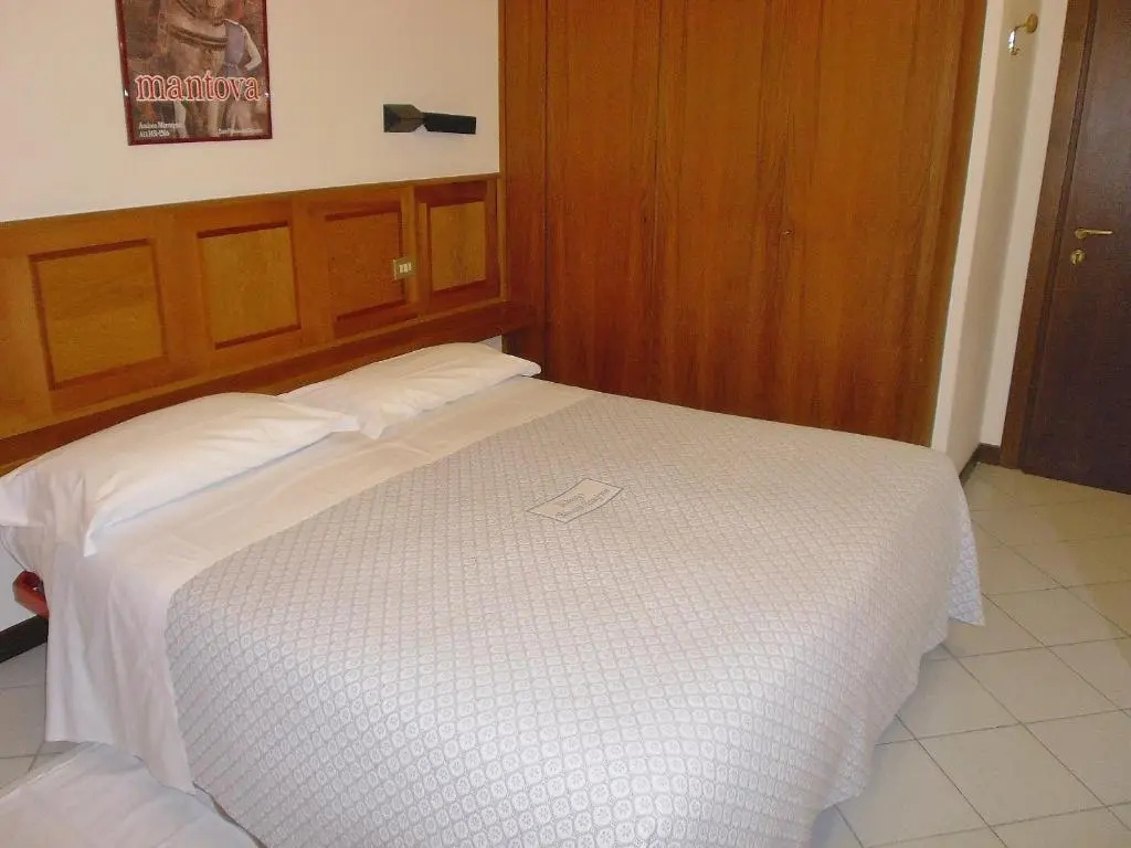 Albergo Bianchi Stazione - Chambres