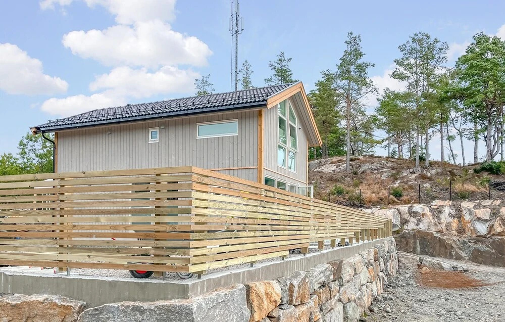 Nice Home in Færvik With Wifi, 3 Bedrooms and Outdoor Swimming Pool