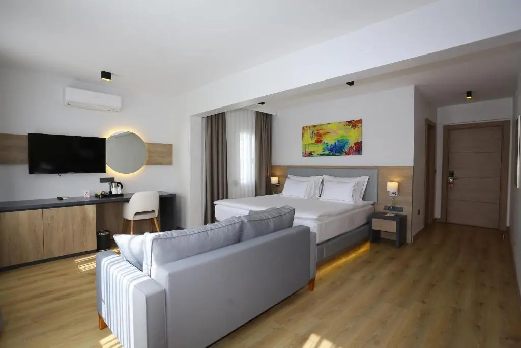 Yalinn Hotel — 3
