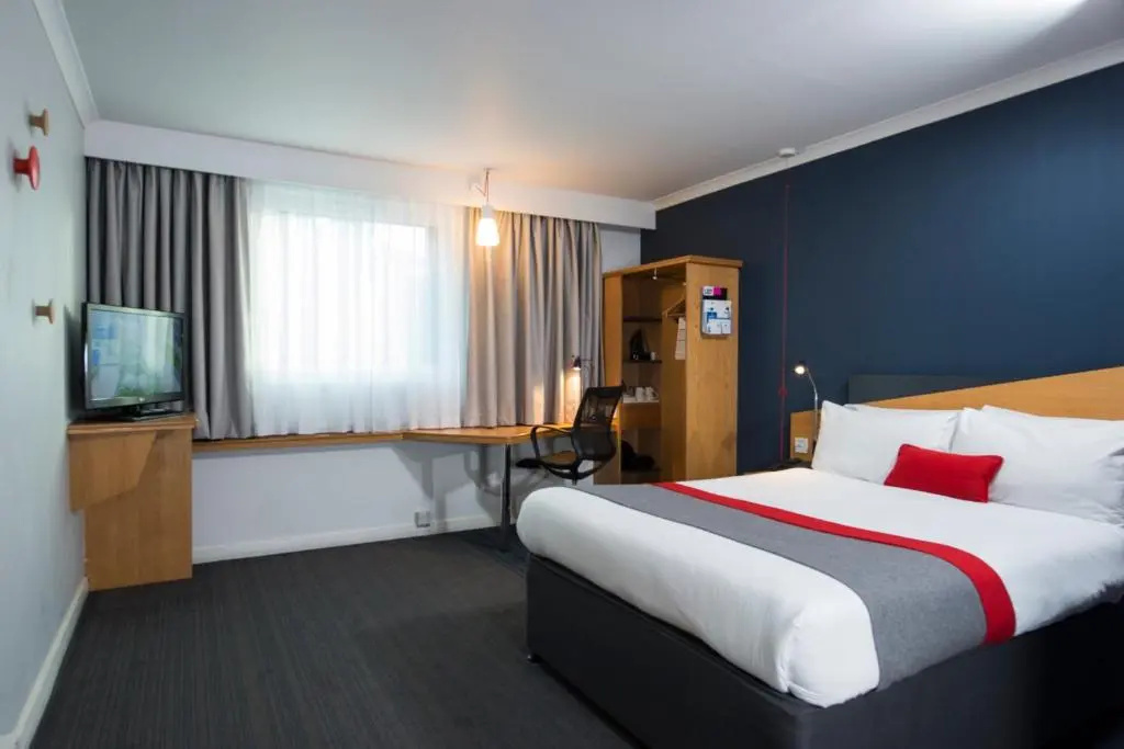 Holiday Inn Express Swansea - East by IHG - Chambres