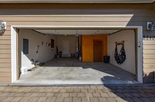 West Sail-River/Mt Vw-5BR/2.5B