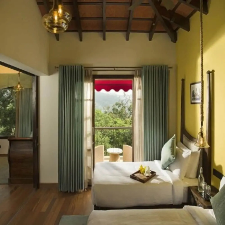 Luxury Double Suite with balcony (full double bed)