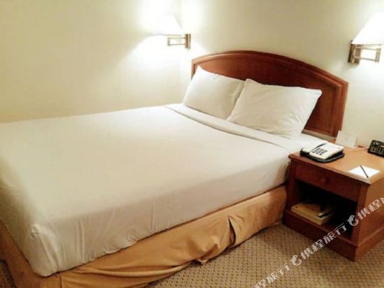Mandarin Court Hotel