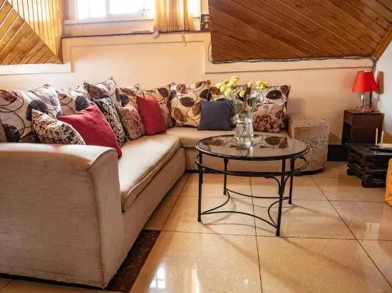 Acacia Apartment - Studio Heri Sherry Homes