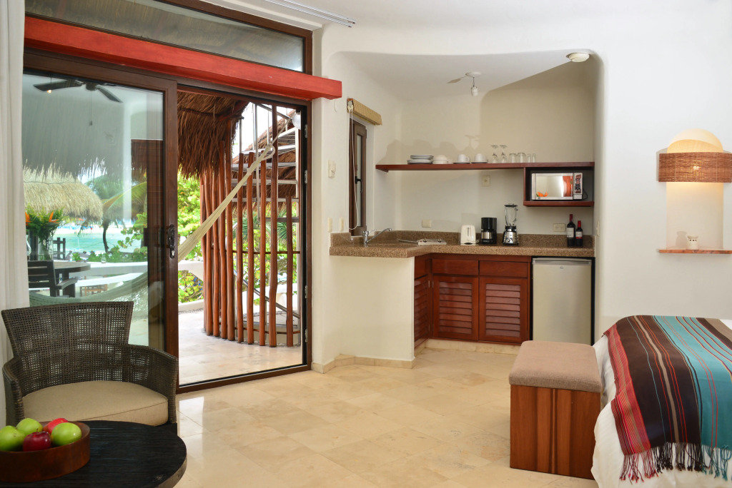 Playa Palms Beach Hotel by null