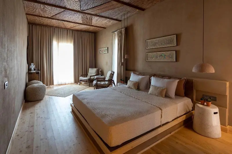 Executive Suite with garden view