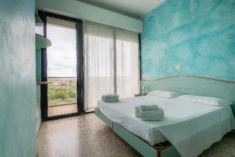 Economy Double room (full double bed)