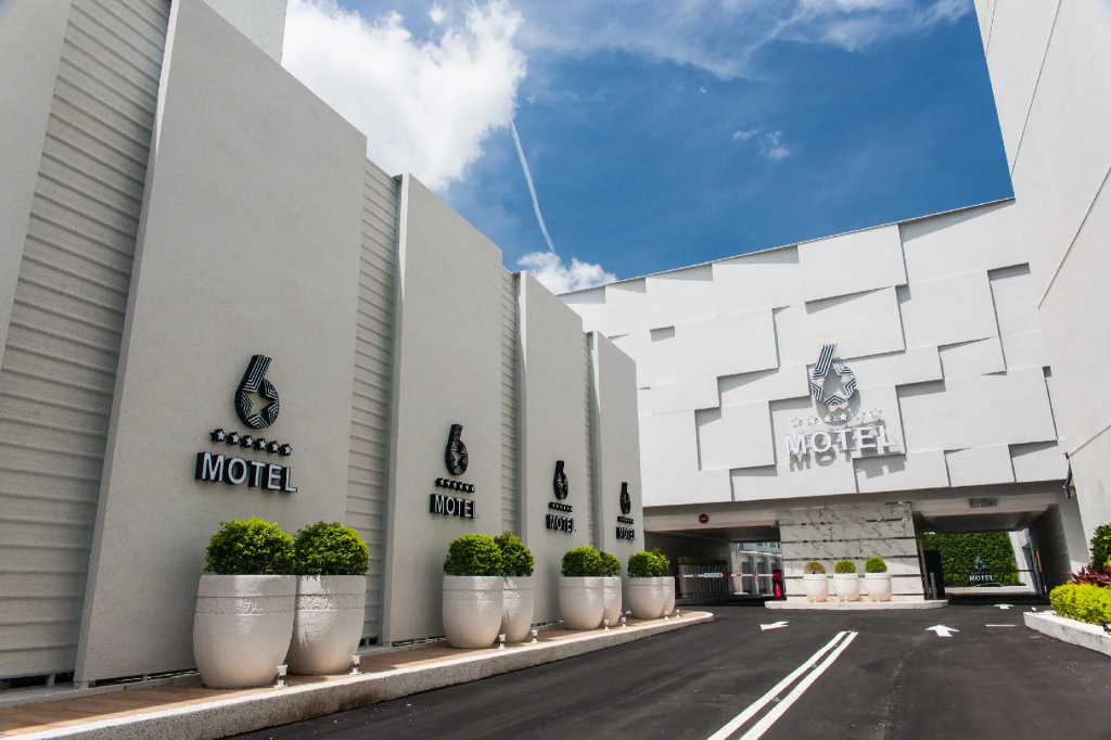 Six Star Motel - Taoyuan
