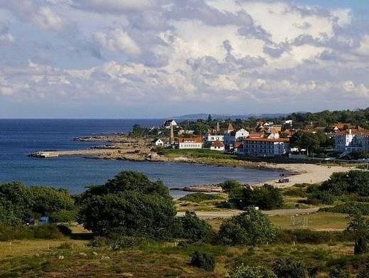 Beach & Waterfront