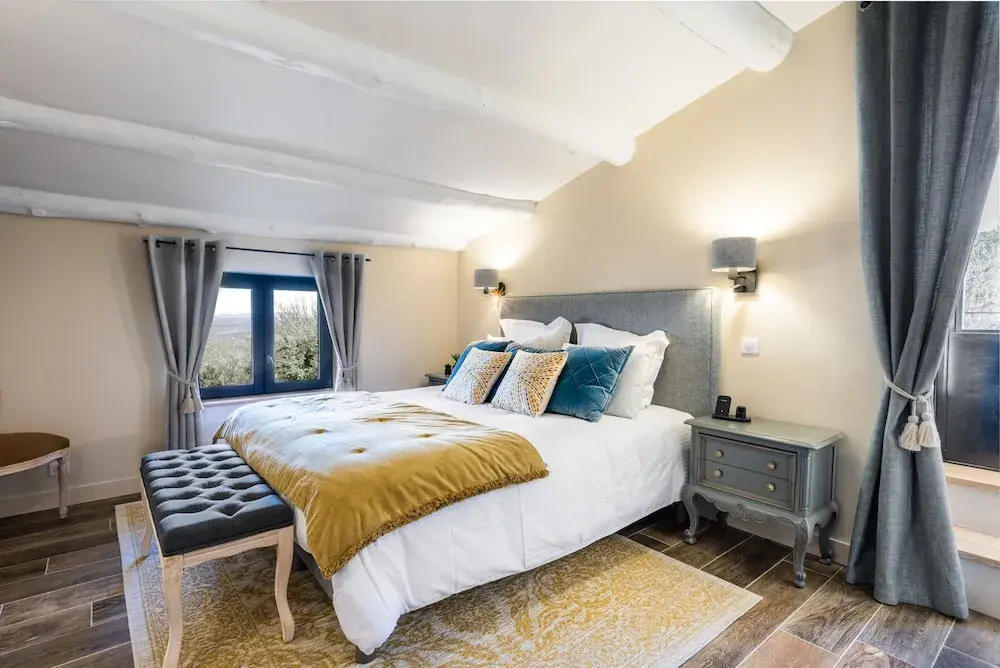 Voir la photo 1 — La villa des Cèdres