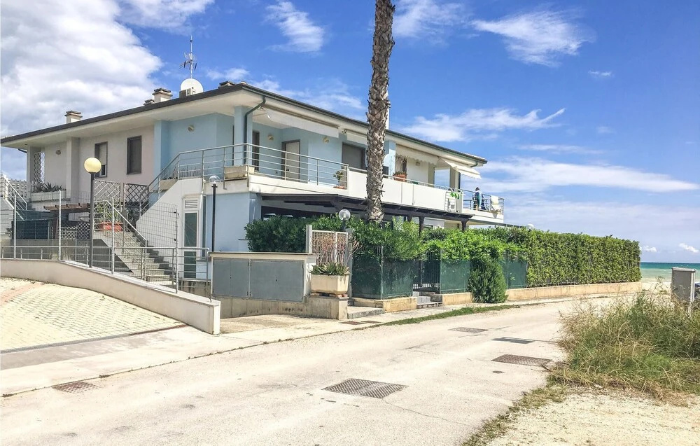 Amazing Apartment in Porto Sant'elpidio With Wifi and 2 Bedrooms
