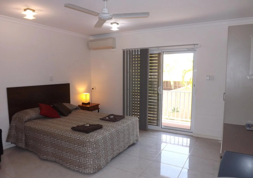 Derby Lodge Self Contained Apartments — фото 2