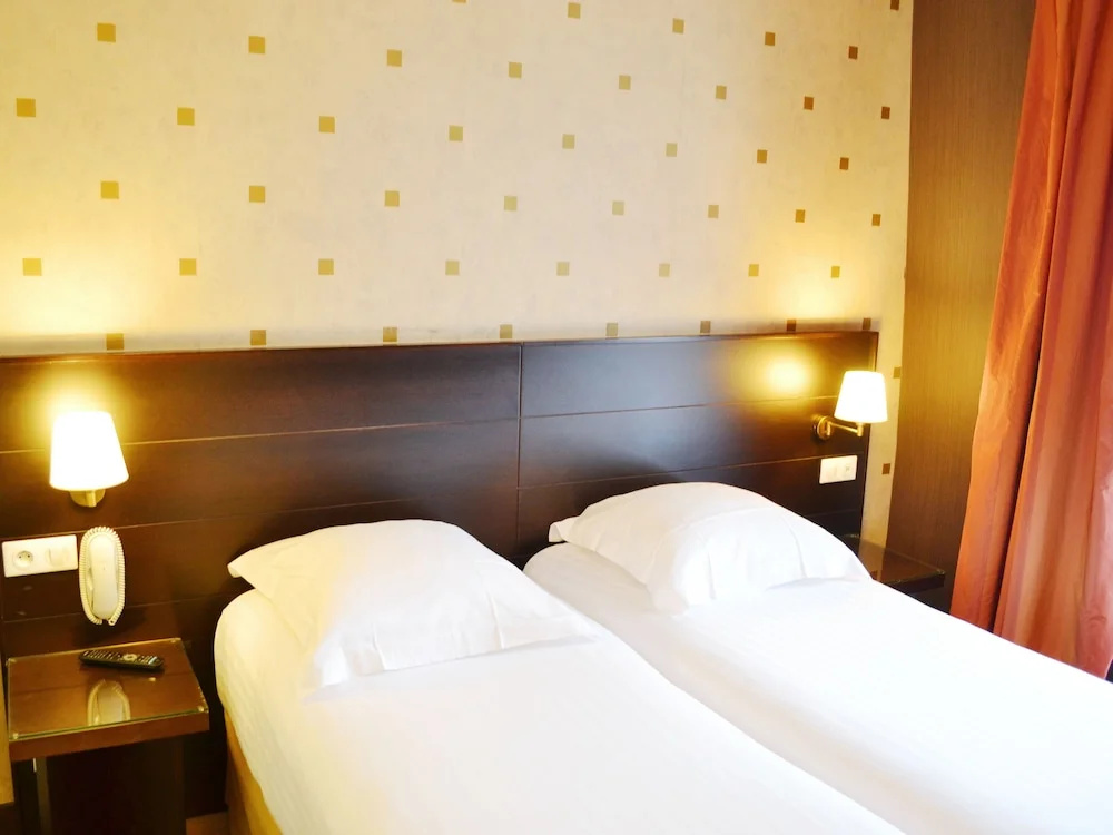 Standard Double room (twin beds)