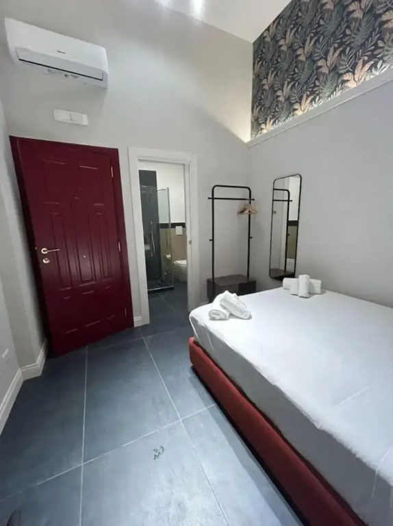 Economy room