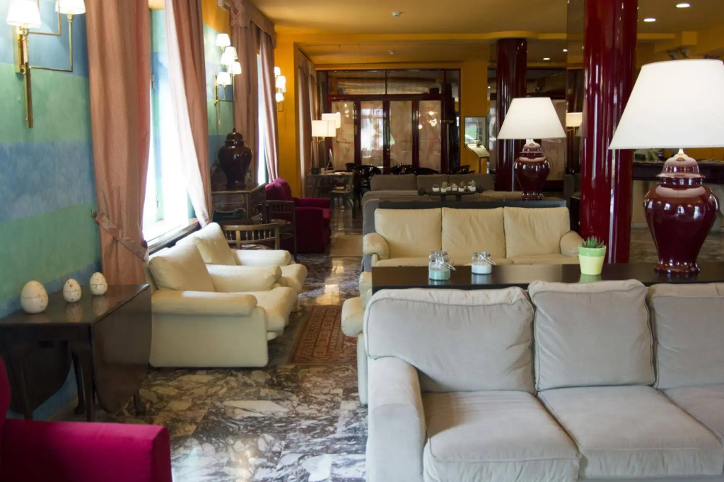 Hotel photo 2