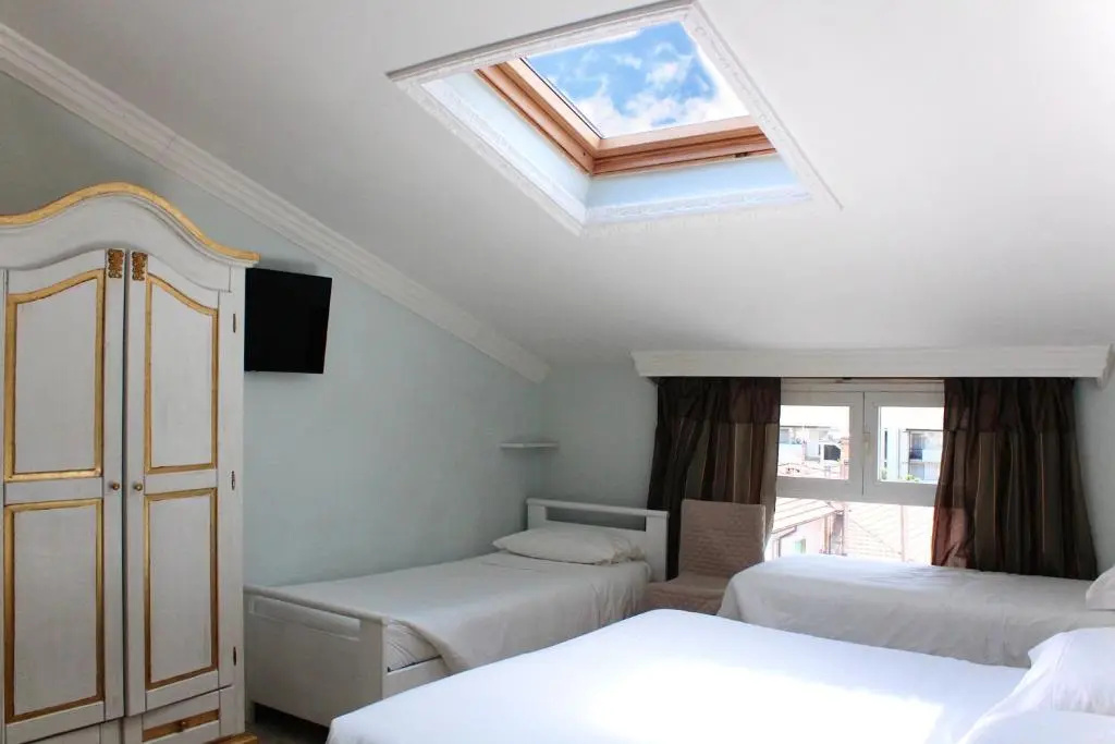 Economy Quadruple Attic room