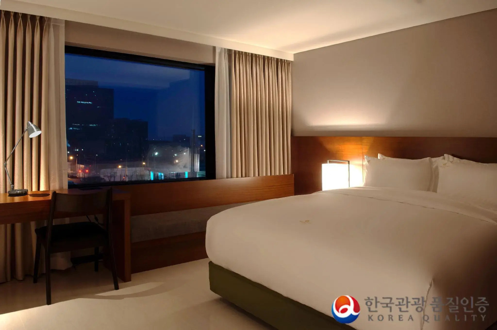 Top Cloud Hotel Gwangju - фото 17