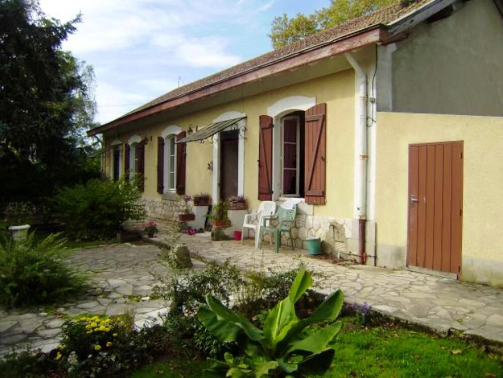 House With 3 Bedrooms in Gabarret, With Wonderful Lake View, Enclosed Garden and Wifi - 100 km From the Beach