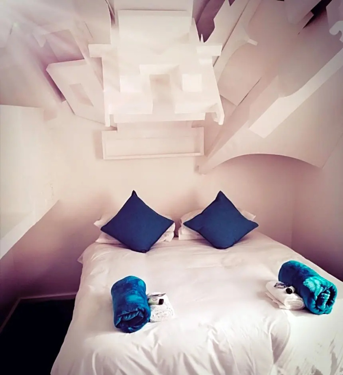 Daddy Long Legs Art Hotel - Chambres