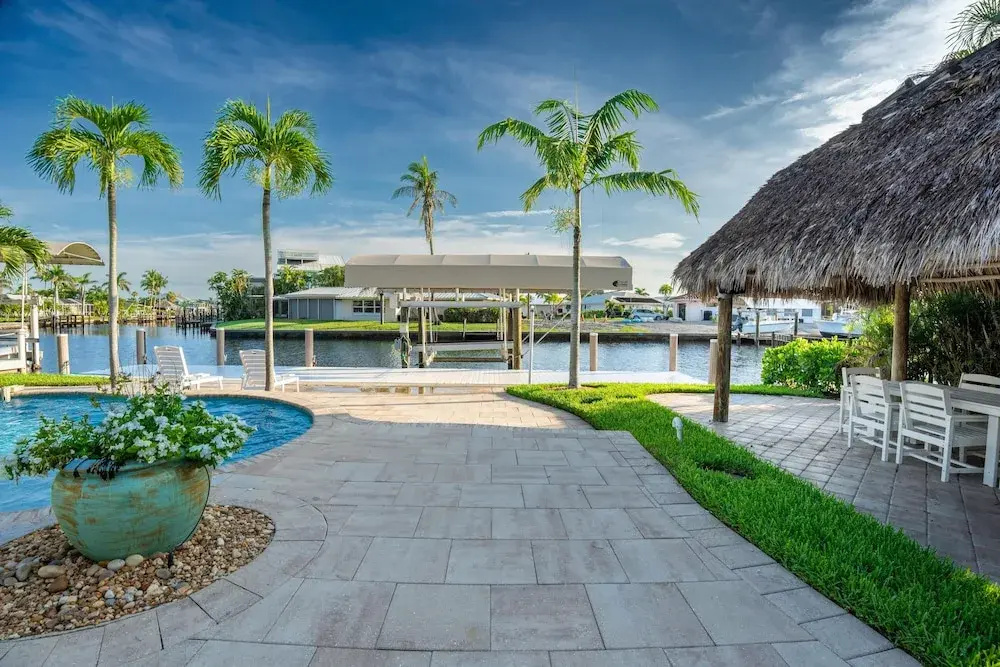 High Tide Hideaway