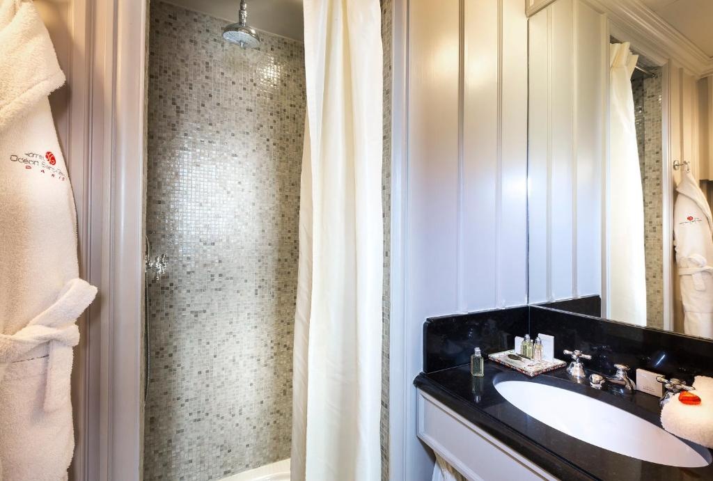 Hotel Odéon Saint Germain 92