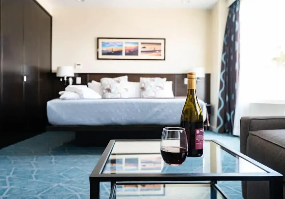 Junior Suite with partial ocean view