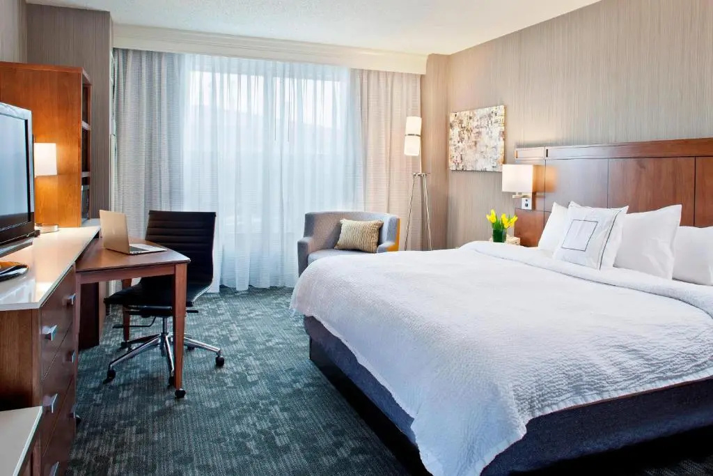 Courtyard by Marriott Pueblo Downtown - Chambres