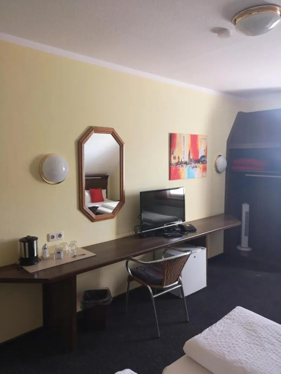 Hotel Köln-Bonn — 2