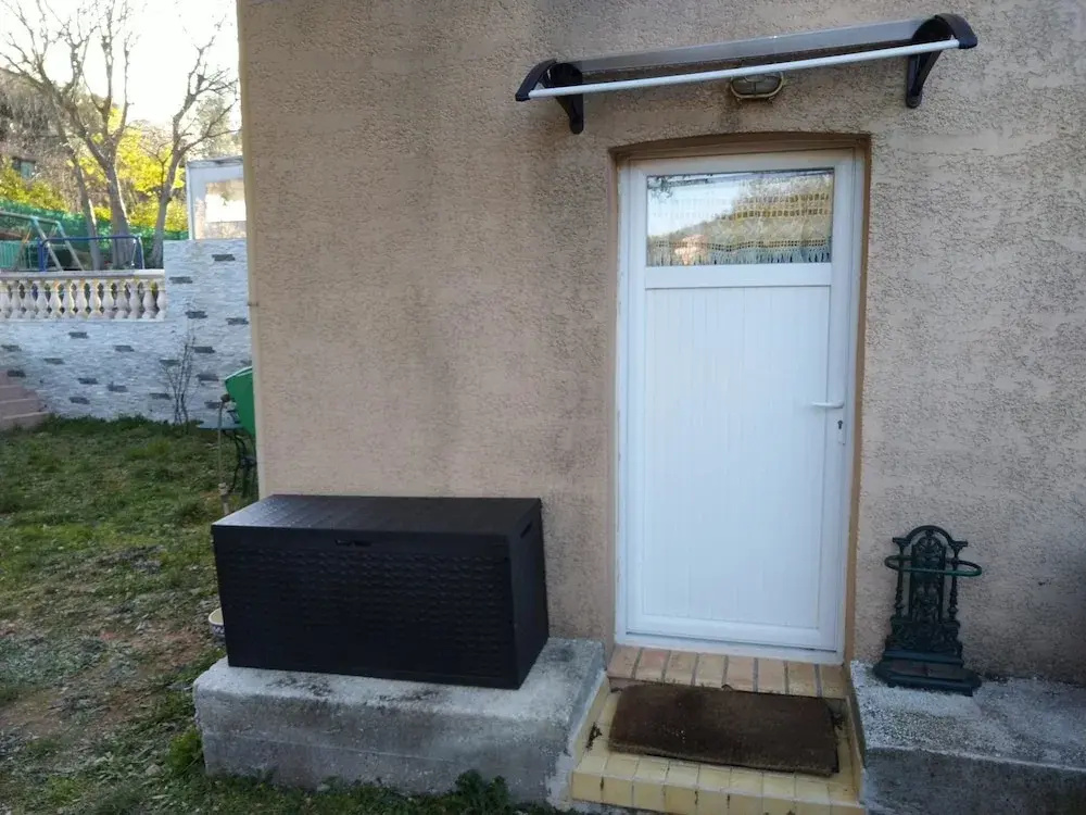Apartment With one Bedroom in Toulon, With Enclosed Garden and Wifi - 7 km From the Beach