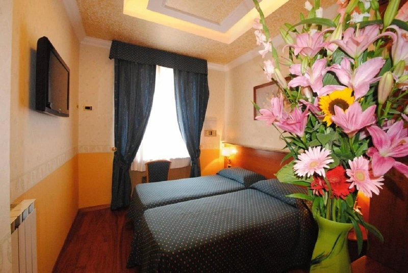 Hotel Verona Room Type - Double or Twin WITH DOUBLE BED