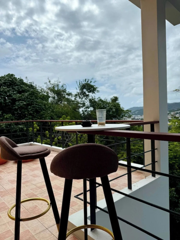 Jungle House Phuket - Seaview Retreat