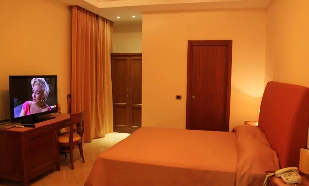 Economy Quadruple room
