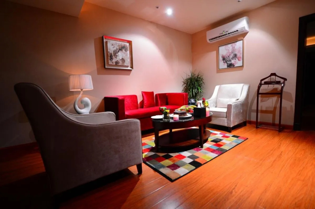 Hotel photo 12