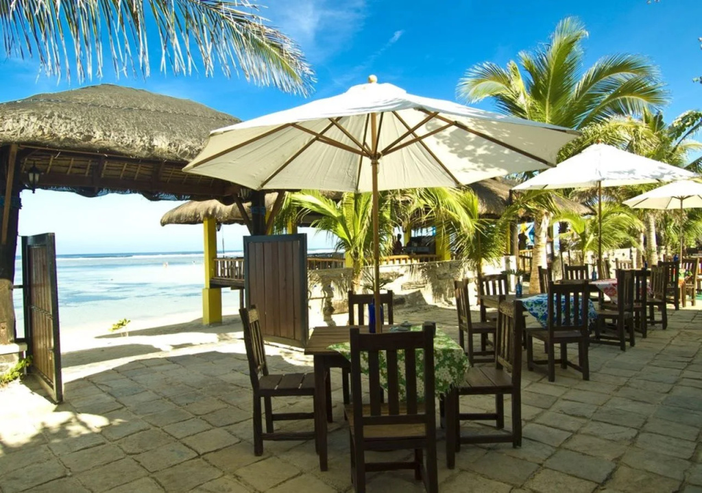 Beach & Waterfront
