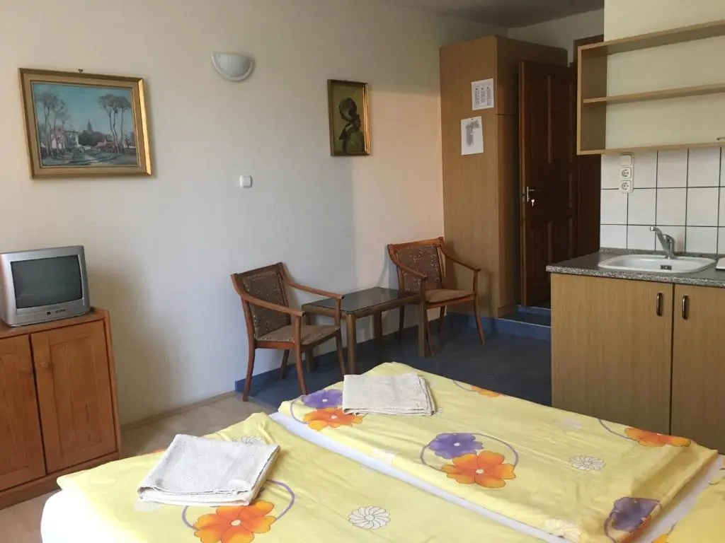City Hotel - Chambres