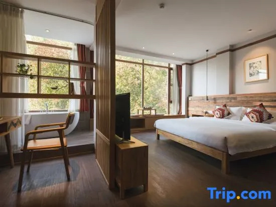 Standard Double room with view (full double bed)