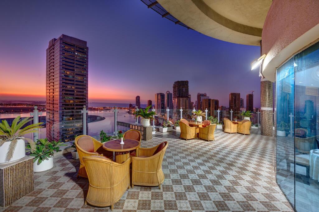 Aryana Hotel