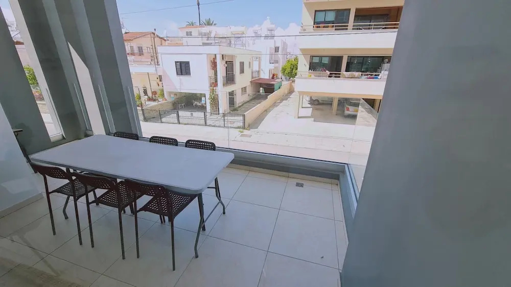 73 LCA - Stay Novel Apartment