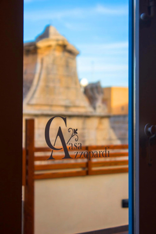 Casa Azzopardi Suites — 2