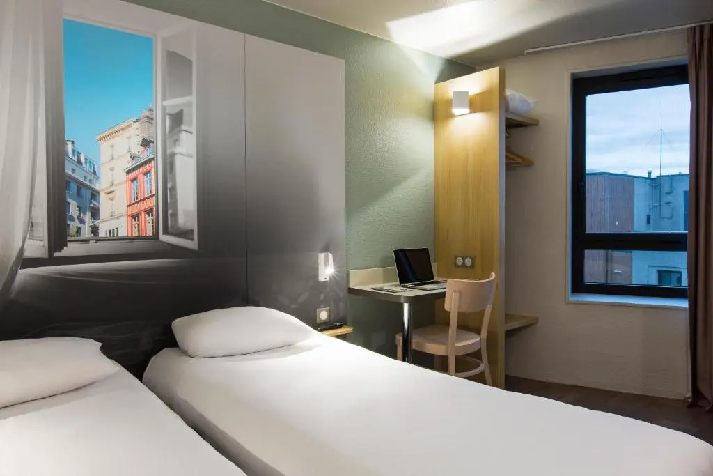 Double room (twin beds)