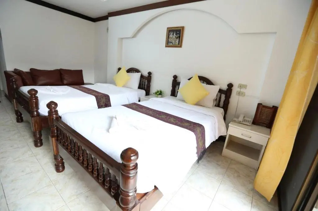 Standard Double room (twin beds)