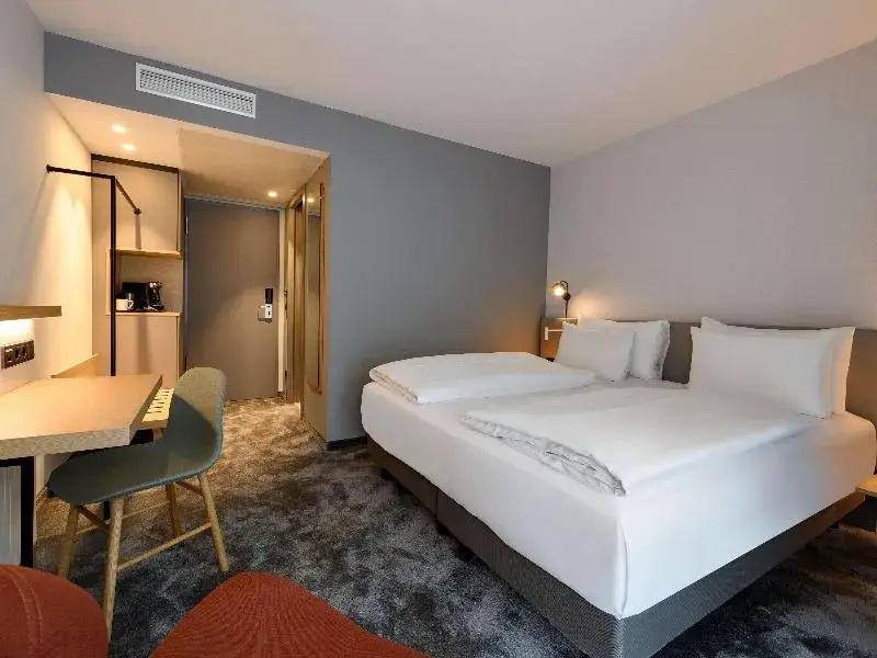 Premium Double room (full double bed)