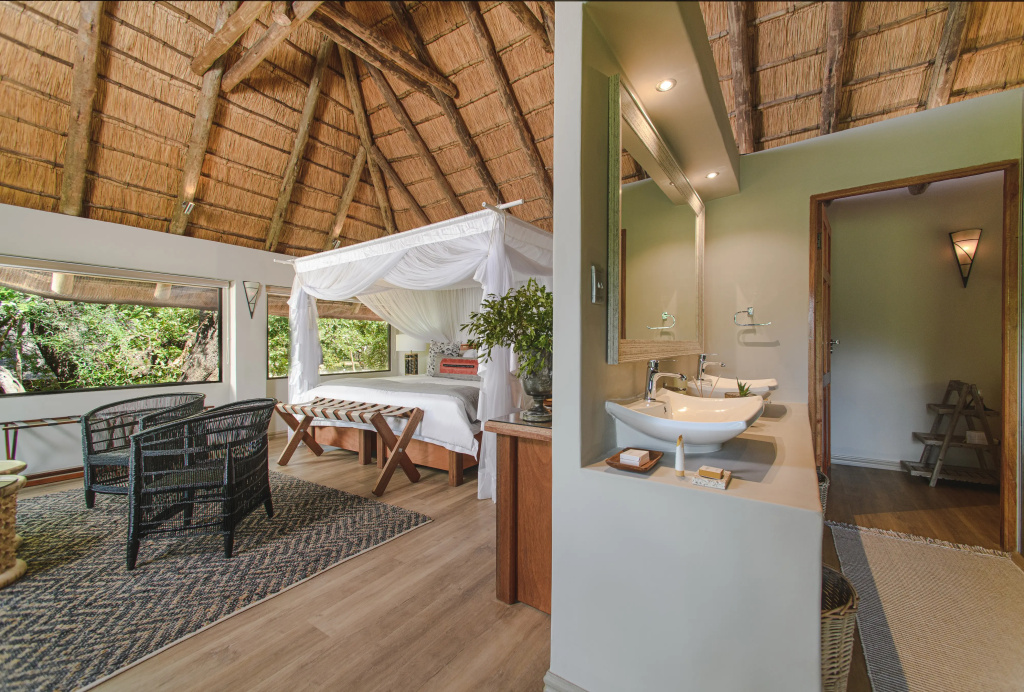 Karongwe - River Safari Lodge